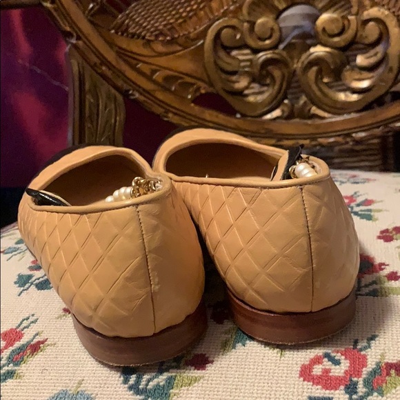 COPY - Chanel Flats with detachable pearls & Chains 38.5 - Picture 4 of 6